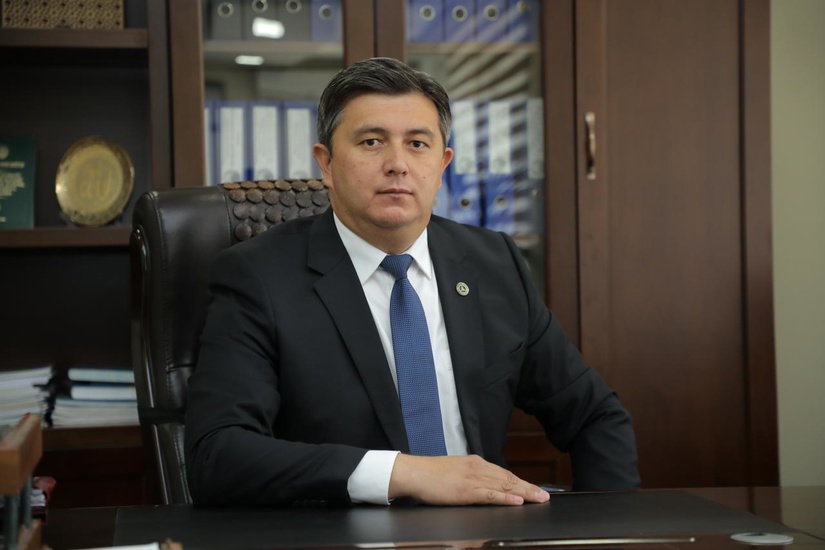 Меҳнат вазири Нозим Ҳусанов ўзбек пахтасига бойкотни тўхтатишни сўради Меҳнат вазири Нозим Ҳусанов ўзбек пахтасига бойкотни тўхтатишни сўради