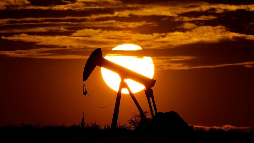 Котировки американской нефти впервые в истории достигли отрицательных значений