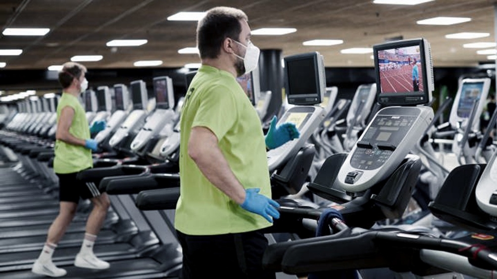 Yalangoch ayollar, qora va oq retro fotosuratlar, yuqori aniqlikdagi tasvirlar Qiynoqlar porno videolar