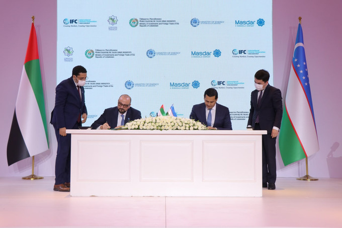 Masdar билан иккита қуёш электр станциясини қуриш бўйича шартномалар имзоланди Masdar билан иккита қуёш электр станциясини қуриш бўйича шартномалар имзоланди
