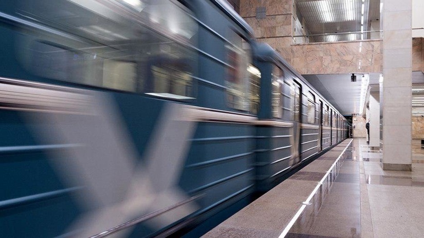 На всех станциях ташкентского метро заработал Интернет