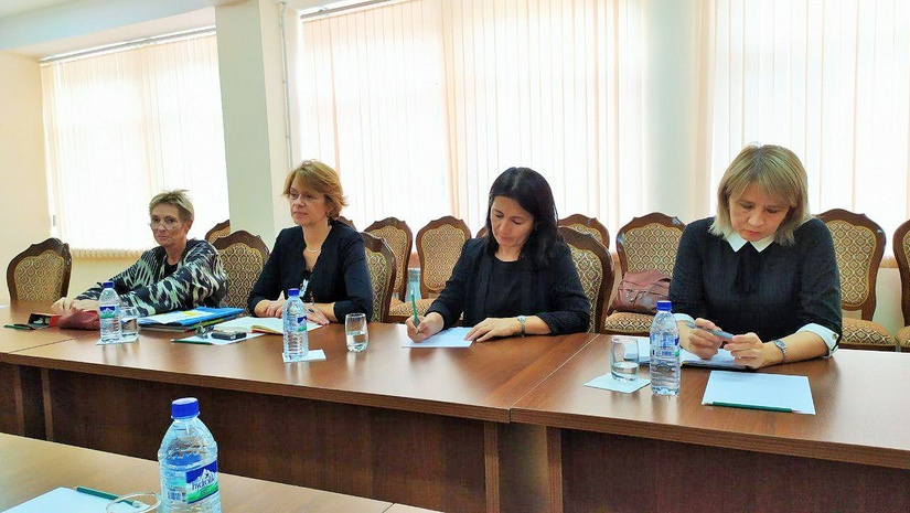 В четырех школах Узбекистана апробируются учебники по немецкому языку Klett-Verlag В четырех школах Узбекистана апробируются учебники по немецкому языку Klett-Verlag