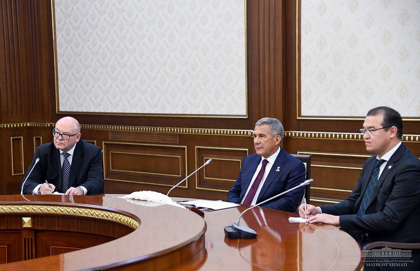 Президент Узбекистана принял российскую делегацию во главе с президентом Татарстана