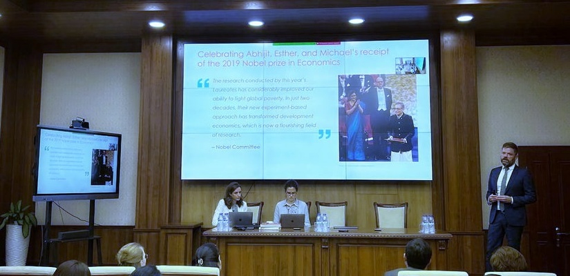 Rethinking ways to overcome poverty: J-PAL scientific and methodological workshop started on CERR platform Rethinking ways to overcome poverty: J-PAL scientific and methodological workshop started on CERR platform