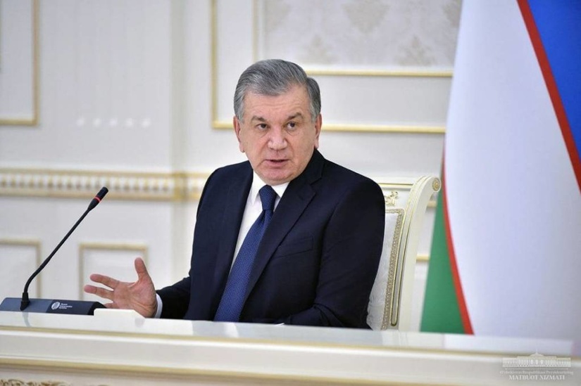 Президент Узбекистана провел видеоселектор, посвященный макроэкономической ситуации, экономическому росту в регионах и отраслях