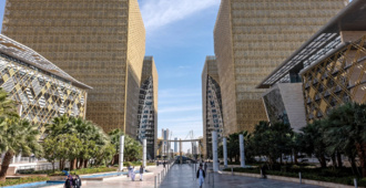 Саудия Арабистонидаги ички қийинчиликлар Яқин Шарқда молиявий тартибни ўзгартирмоқда