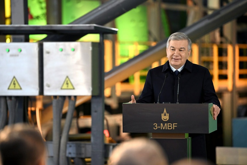 Президент Шавкат Мирзиёев запустил медно-обогатительную фабрику №3 на АГМК