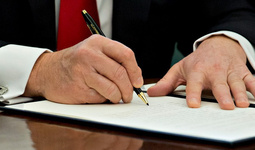 Айрим қарорларга ўзгартириш ва қўшимчалар киритилди