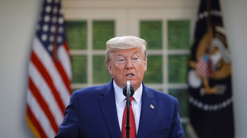 Трамп АҚШга иммиграцияни вақтинчалик тўхтатиш тўғрисидаги фармон чиқарди Трамп АҚШга иммиграцияни вақтинчалик тўхтатиш тўғрисидаги фармон чиқарди