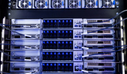 OpenAI и Nvidia подпитывают рынок ИИ стоимостью $1 трлн сетью взаимосвязанных сделок
