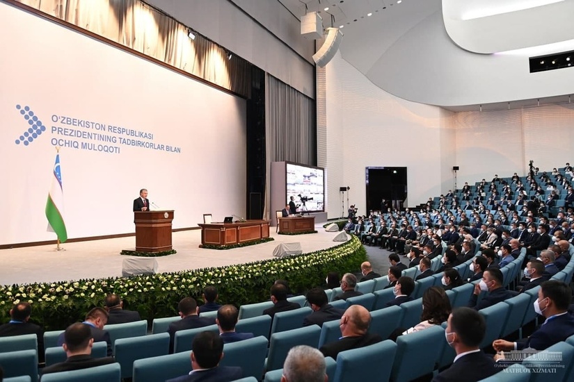Президент Шавкат Мирзиёевнинг тадбиркорлар билан очиқ мулоқоти бўлиб ўтади Президент Шавкат Мирзиёевнинг тадбиркорлар билан очиқ мулоқоти бўлиб ўтади