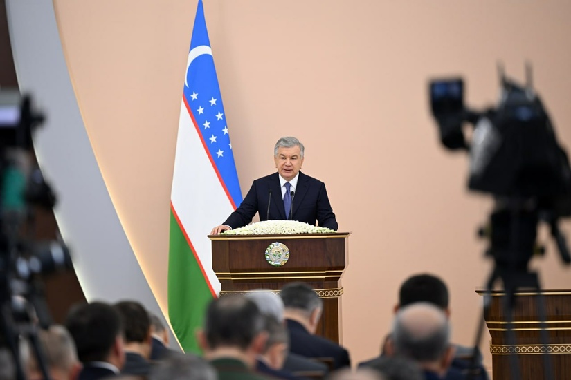 Президент Шавкат Мирзиёев иқтисодиётда юқори ўсиш суръатларини таъминлаш бўйича устувор вазифаларни белгилаб берди