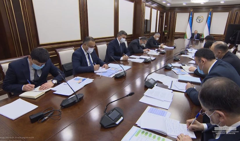 Iqtisodiy kompleksning o‘rta va quyi darajadagi vakillari mahallalarda ishlashga yo‘naltiriladi (+video) Iqtisodiy kompleksning o‘rta va quyi darajadagi vakillari mahallalarda ishlashga yo‘naltiriladi (+video)