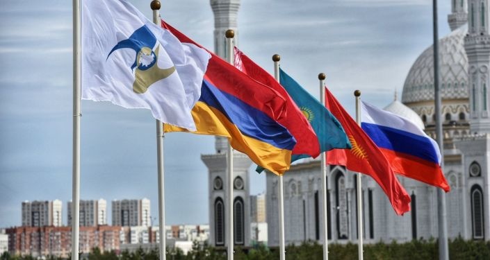 Иранские СМИ: Укрепление взаимоотношений Узбекистана с ЕАЭС в перспективе послужит основой для расширения кооперации с Ираном Иранские СМИ: Укрепление взаимоотношений Узбекистана с ЕАЭС в перспективе послужит основой для расширения кооперации с Ираном