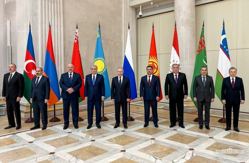 Шавкат Мирзиёев на саммите СНГ предложил сфокусировать внимание на сотрудничестве в трех измерениях