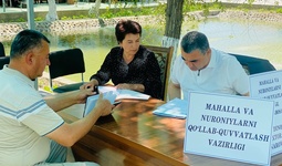 В Навоийской области прошли выездные приемы граждан