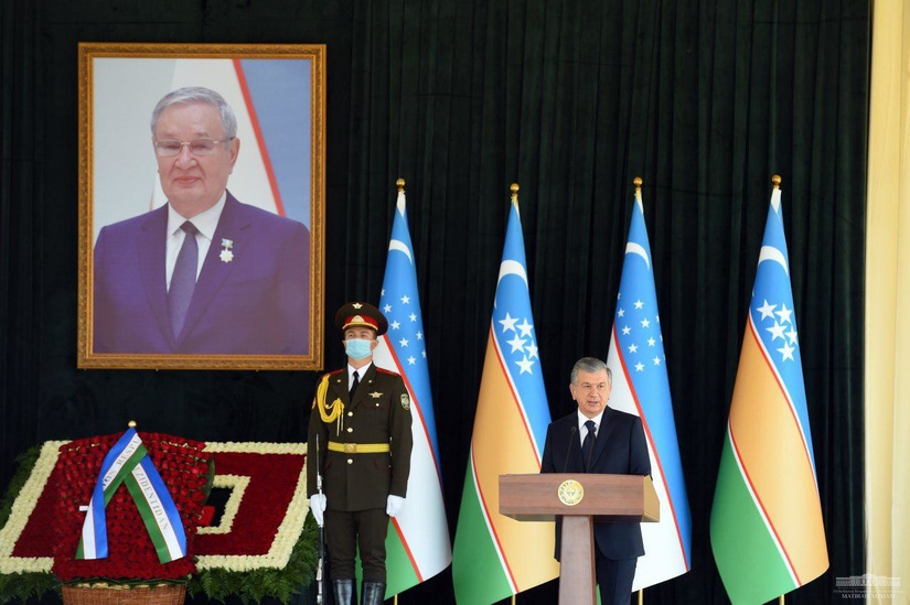 Президент: Муса Ерниязов қаҳрамон халқнинг қаҳрамон раҳбари эди (фото)