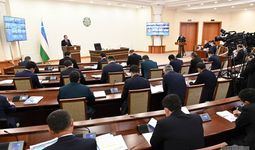 Шавкат Мирзиёев провел совещание по развитию кластерной системы в сельском хозяйстве