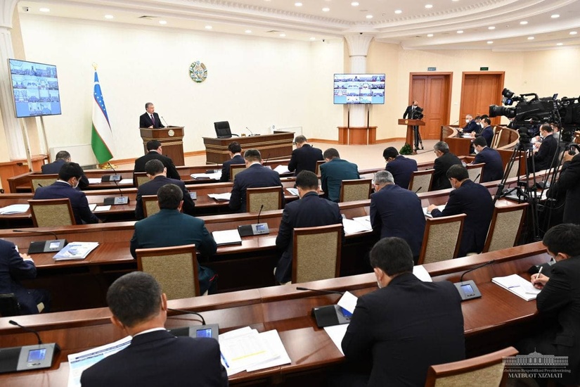 Шавкат Мирзиёев видеоселектор йиғилишида қишлоқ хўжалигига ажратиладиган маблағлар ва ислоҳотларни маълум қилди Шавкат Мирзиёев видеоселектор йиғилишида қишлоқ хўжалигига ажратиладиган маблағлар ва ислоҳотларни маълум қилди