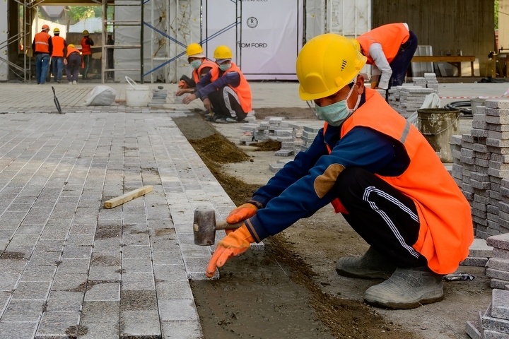 Isroil porno videolarini onlayn tomosha qiling Porno erkaklar bir-birlarini sorishadi