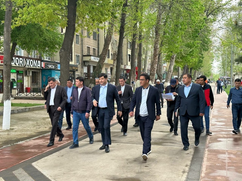 “Долзарб бир ойлик” сафарбарлиги доирасида минглаб аҳоли муаммолари ўз ечимини топди “Долзарб бир ойлик” сафарбарлиги доирасида минглаб аҳоли муаммолари ўз ечимини топди