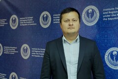 Азиз Салихов, ИСМИ
