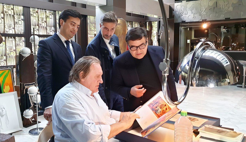 Жерар Депардье снимется в документальном фильме об Узбекистане для французского телевидения Жерар Депардье снимется в документальном фильме об Узбекистане для французского телевидения