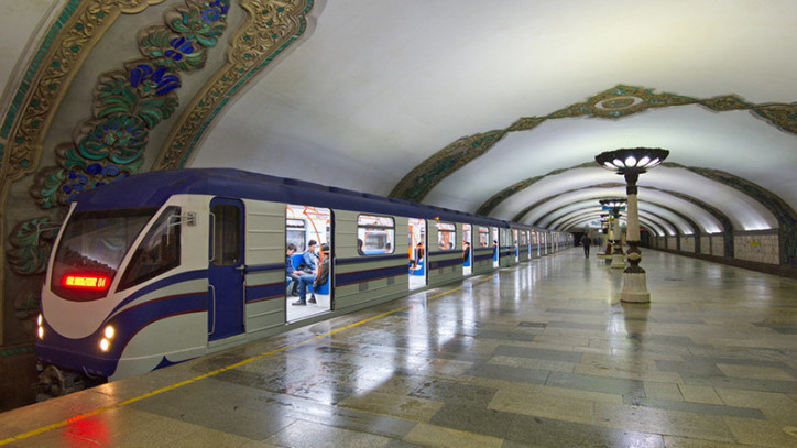 На десяти станциях Ташкентского метро появилась возможность бесконтактной оплаты проезда