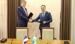 Узбекистан и Россия договорились о сотрудничестве в противодействии «черному рынку» алкоголя