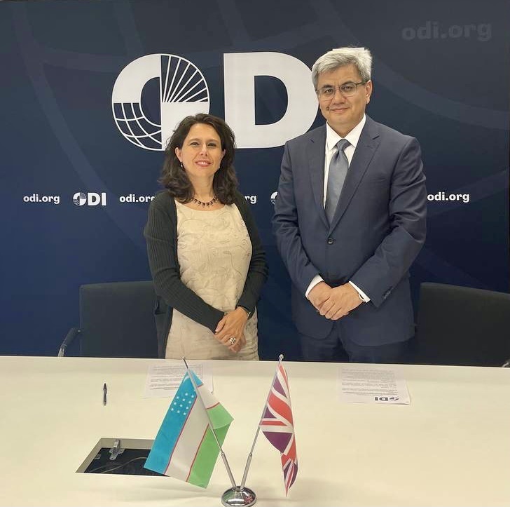 Мозговые центры Узбекистана и Британии подписали меморандум о сотрудничестве Мозговые центры Узбекистана и Британии подписали меморандум о сотрудничестве