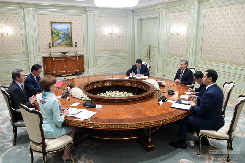 Shavkat Mirziyoyev Jahon banki delegatsiyasini qabul qildi