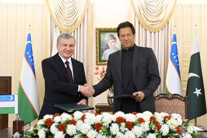 Лидеры Узбекистана и Пакистана договорились строить железную дорогу в Пешавар