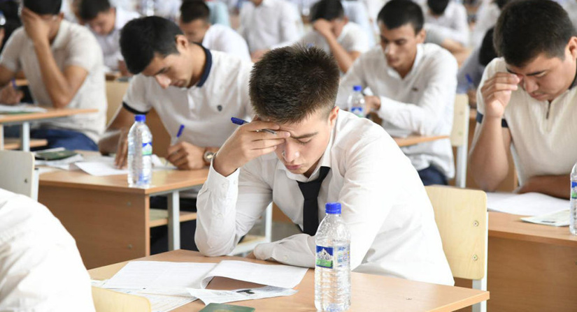 В Узбекистане вступительные экзамены в вузы пройдут только по двум профильным предметам