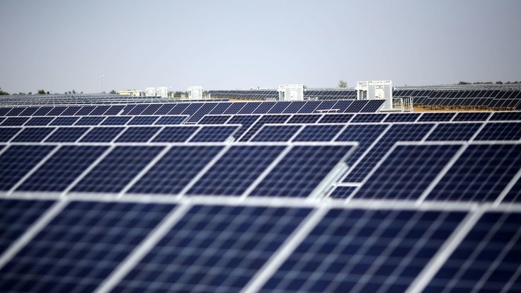 Шавкат Мирзиёев: Навоийда қуёш станцияси йилига 252 миллион килоВатт-соат электр энергияси ишлаб чиқаради Шавкат Мирзиёев: Навоийда қуёш станцияси йилига 252 миллион килоВатт-соат электр энергияси ишлаб чиқаради