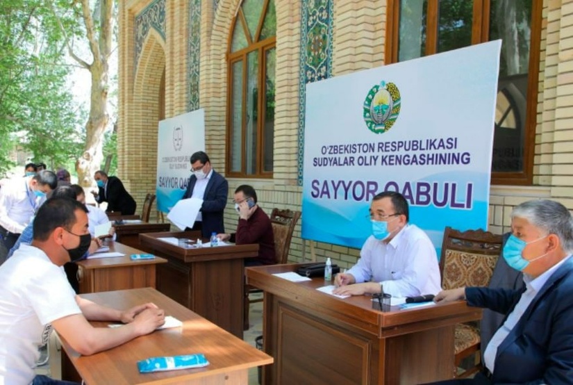 В течение пяти дней руководители более двадцати министерств и ведомств проведут выездные приемы в Ферганской области! В течение пяти дней руководители более двадцати министерств и ведомств проведут выездные приемы в Ферганской области!