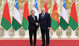 Президенты Узбекистана и Беларуси провели переговоры в узком кругу