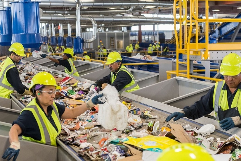 Представители Узбекистана и Японии обсудили проект по переработке твердых бытовых отходов
