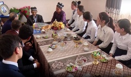 Нуронийларимиз доимо ёшларга ўрнак бўлиши керак