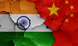 India Seeks $100 Billion a Year in FDI as It Woos China Hedgers