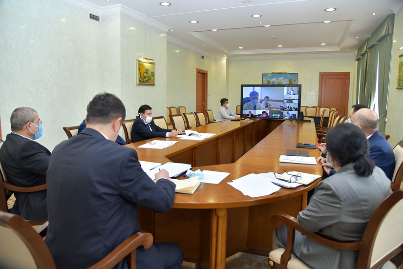 Для оценки участия в ЕАЭС Узбекистан привлек ведущие мозговые центры