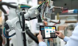 Мировой рынок роботов: тенденции развития и влияния промышленных роботов на рынок труда
