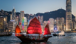 Hong Kong Considers Rules for AI Use in Finance