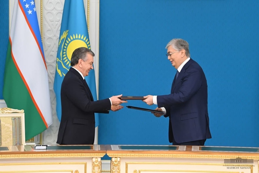 Presidents Shavkat Mirziyoyev and Kassym-Zhomart Tokayev signed a declaration on allied relations