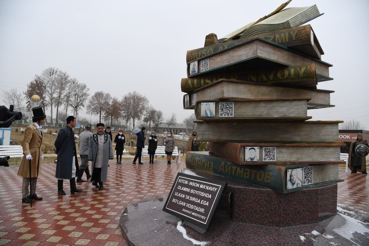 Kochada porno taklif Yetuk va toliq figurali porno fotosuratlar