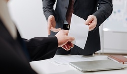 Меҳнат вазирлиги: Мансабдорларнинг 3886 нафарига нисбатан 6,3 млрд сўм миқдорида маъмурий жарималар қўлланилди