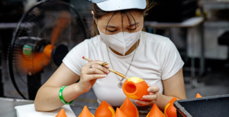 Порвать связи с Китаем оказалось сложнее, чем ожидали компании