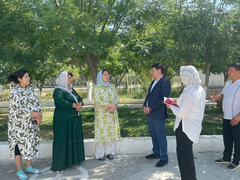 Prezident Xalq qabulxonasi va “mahalla yettiliklari” birgalikda aholi muammolarini hal etmoqda Prezident Xalq qabulxonasi va “mahalla yettiliklari” birgalikda aholi muammolarini hal etmoqda