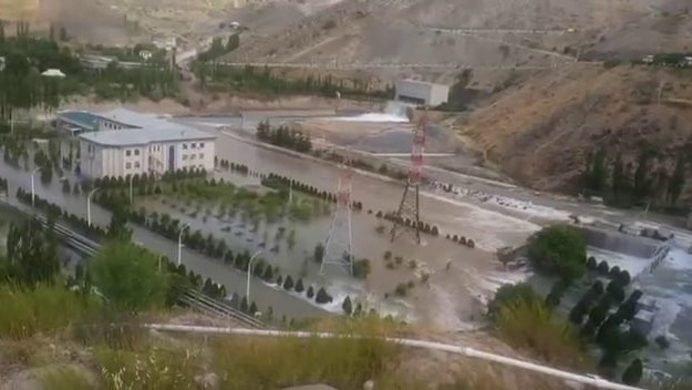 Тўпаланг сув омборидан сув чиқиб кетаётгани ваҳимага қилиш учун асослими Тўпаланг сув омборидан сув чиқиб кетаётгани ваҳимага қилиш учун асослими